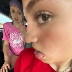 Meet your Posher, Lexi